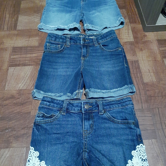 Summer shorts - Picture 2 of 2